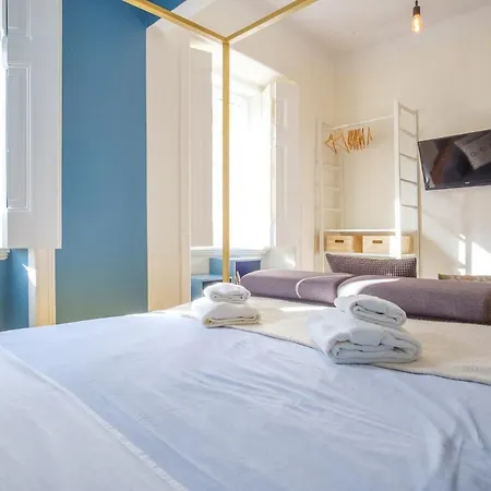 Apartment Colourful Alfama *